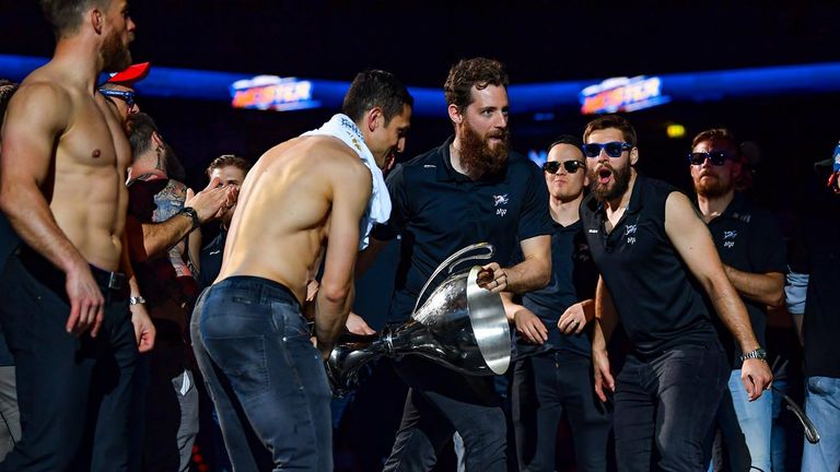 Bildquelle: Facebook Adler Mannheim