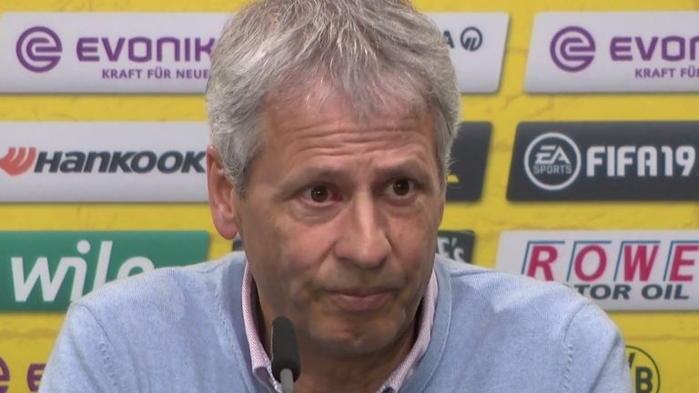 Lucien Favre auf der Pressekonferenz.