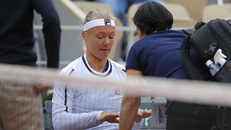 Kiki Bertens muss bei den French Open aufgeben.
