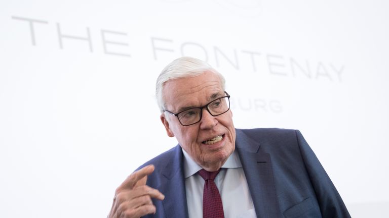 Klaus-Michael Kühne investierte schon mehrere Millionen in den HSV.