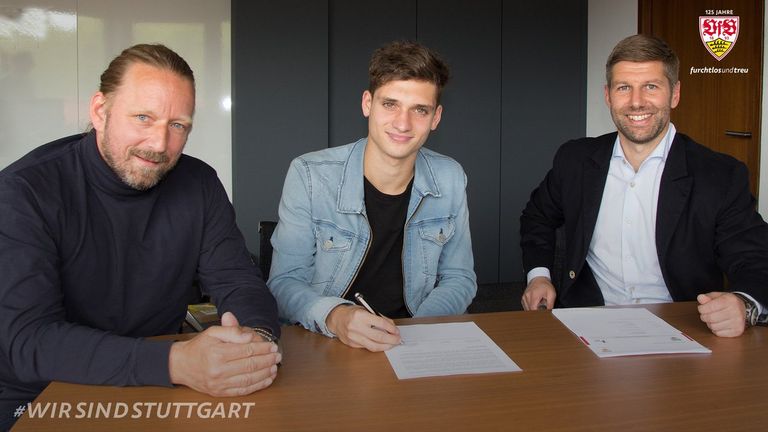Mateo Klimowicz unterschreibt beim VfB Stuttgart.