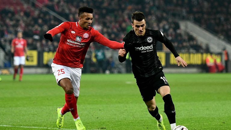 Frankfurt braucht im Kampf um die Königsklasse einen Sieg gegen Mainz.