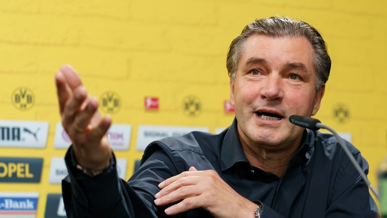 "Du wirst ja nicht automatisch deutscher Meister, nur weil du vor Bayern München stehst."

(Dortmunds Sportdirektor Michael Zorc nach dem 2:1 in Mainz am 12. Spieltag über den damaligen Neun-Punkte-Vorsprung auf die Bayern) 
