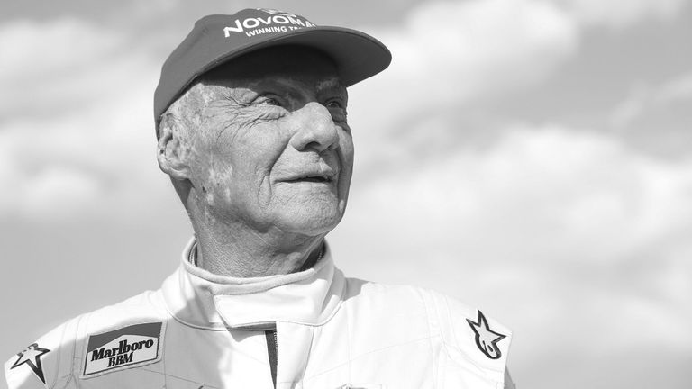 Die Formel 1 würdigt den im Alter von 70 Jahren verstorbenen dreimaligen Weltmeister Niki Lauda mit einer Schweigeminute.