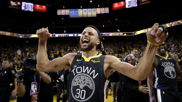 An elated Stephen Curry celebrates Golden State&#39;s 114-111 Game 2 over the Portland Trail Blazers