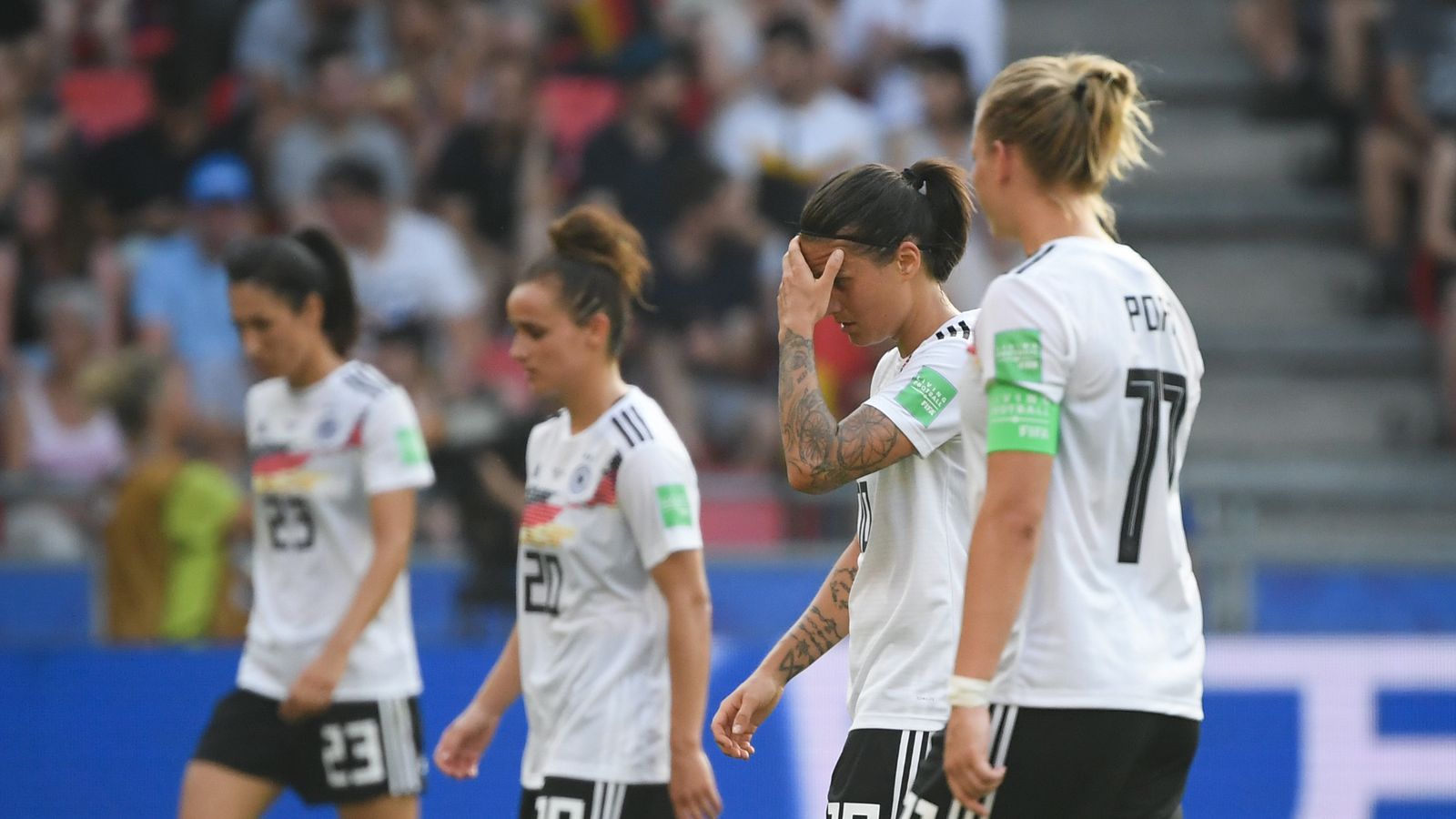 Wm Traum Geplatzt Dfb Frauen Scheitern Im Viertelfinale An Schweden Fußball News Sky Sport