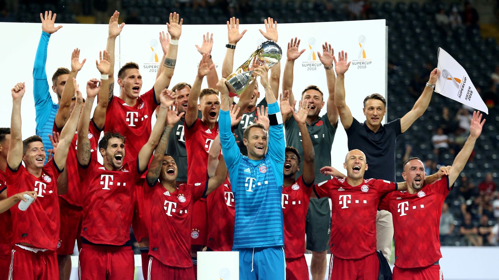 Supercup zwischen BVB und Bayern steigt in Dortmund | Fußball News ...