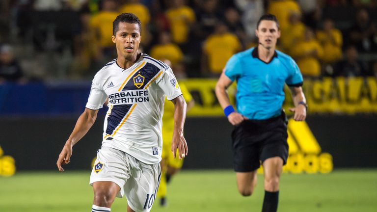 Platz 2: Giovani dos Santos (Stürmer, vereinslos) – 6,50 Millionen Dollar