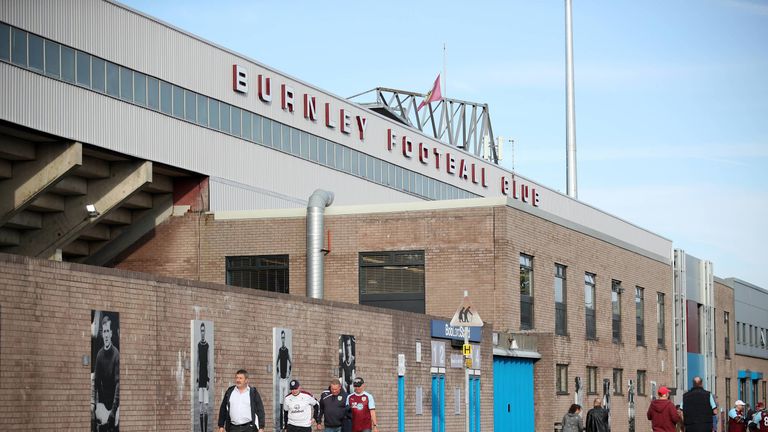 FC Burnley - Stadionname: Turf Moor - Ort: Burnley