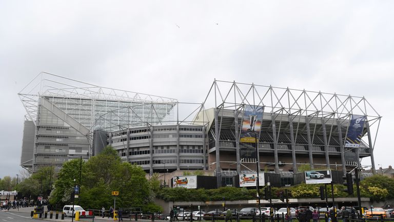 Newcastle United - Stadionname: St. James’ Park - Ort: Newcastle upon Tyne