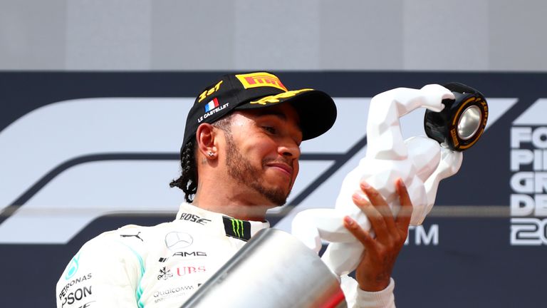Lewis Hamilton gewinnt in Frankreich das sechste von acht Rennen in der laufenden Saison.