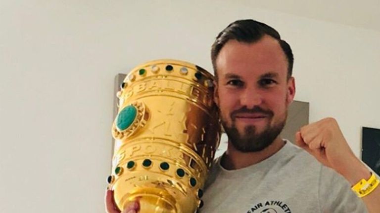 Losglück für Kevin Großkreutz. Er trifft mit seinem Verein KFC Uerdingen in der ersten DFB-Pokal-Runde auf den Borussia Dortmund.