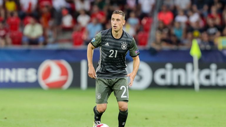 Dominik Kohr kam im Sommer 2017 nicht zum Einsatz. Nach dem Titel mit der U21 wechselte der zentrale Mittelfeldspieler vom FC Augsburg wieder zu seinem Jugendklub Bayer Leverkusen zurück. 