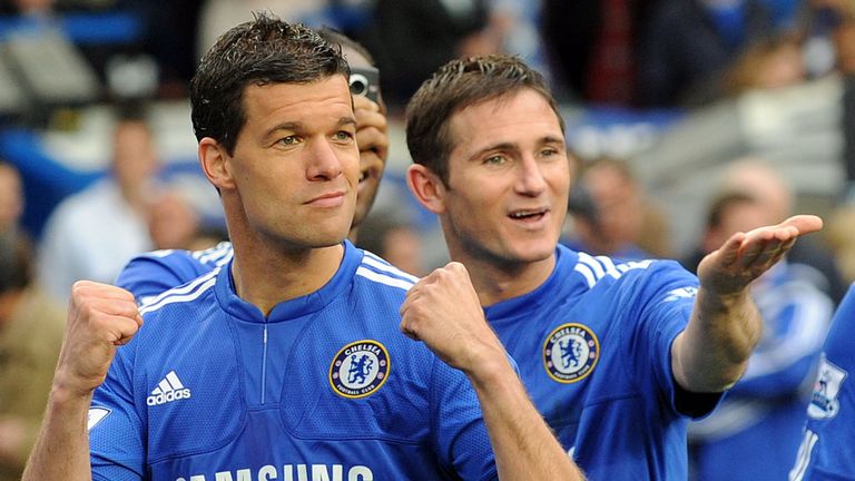 Bilden Michael Ballack und Frank Lampard bald zusammen das neue Trainerduo an der Seitenlinie des FC Chelsea?