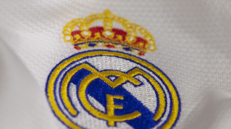 Real Madrid plant in den Frauenfußball einzusteigen. 