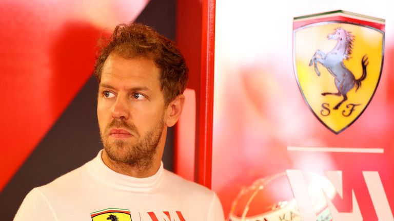 Sebastian Vettel steht laut seines ehemaligen Teamkollegen Mark Webber am Scheideweg seiner Karriere.