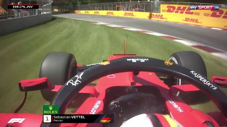 In der 48. Runde begeht Sebastian Vettel einen Fahrfehler.
