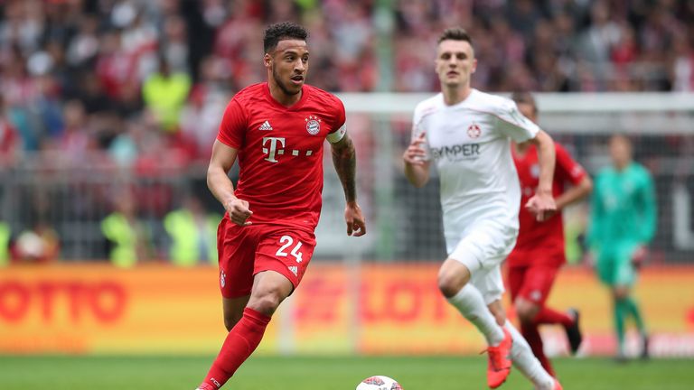Der FC Bayern spielte in einem Retterspiel beim 1. FC Kaiserslautern.