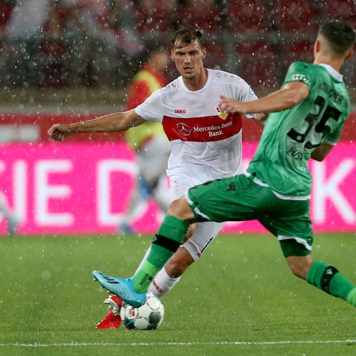 Unwetter, Platzverweise und Slapstick! VfB schlägt Hannover