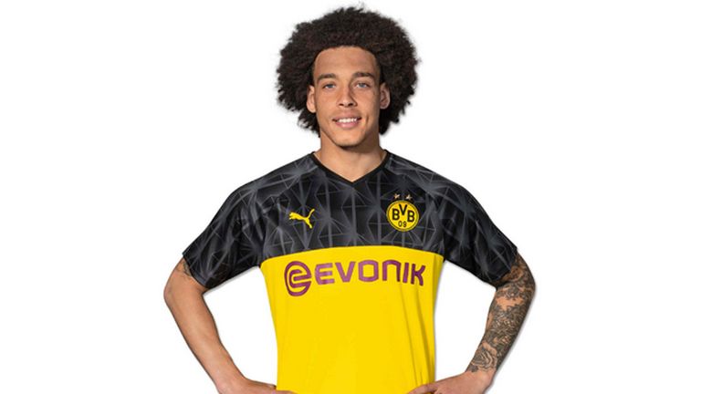 Borussia Dortmund stellt sein neues ''Turniertrikot'' offiziell vor, mit dem der BVB kommende Saison in der Champions League auflaufen wird. (Quelle: shop.bvb.de) 