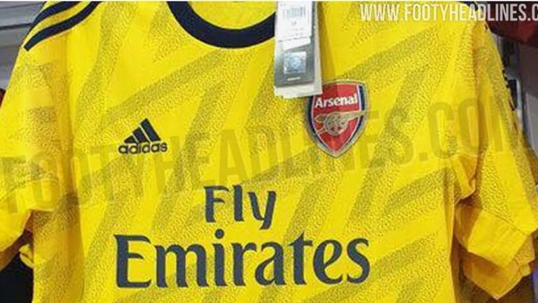 Das neue Auswärtstrikot vom FC Arsenal wurde geleaked. Die offizielle Trikotpräsentation des Klubs soll am 15. Juli stattfinden.