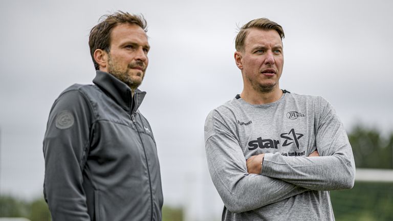 Trainingsauftakt beim THW Kiel: Neu-Coach Filip Jicha (re.) und sein Sportlicher Leiter Viktor Szilagyi.