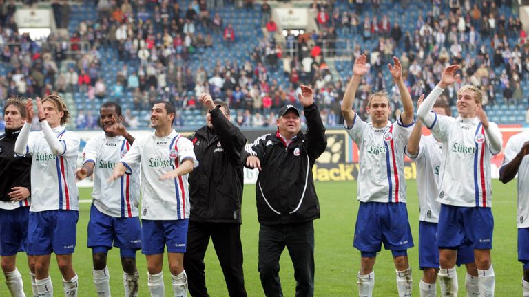 Den bislang höchsten Sieg der Zweitligageschichte feierte Hansa Rostock am 8. Spieltag in der Saison 2008/09. Gegen die TuS Koblenz fuhren die Hanseaten einen 9:0-Sieg ein und verewigten sich in den Geschichtsbüchern. 