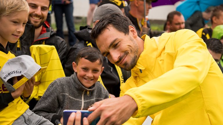 BVB-Rückkehrer Mats Hummels ist in diesen Tagen ein beliebtes Selfie-Objekt.