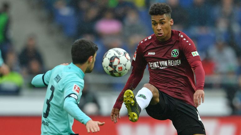 Platz 5: Linton Maina (Hannover 96) - 7 Millionen Euro. 