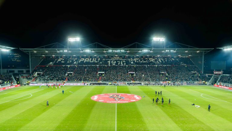 Platz 6: FC St. Pauli - Millerntor-Stadion - Kapazität: 29.546.