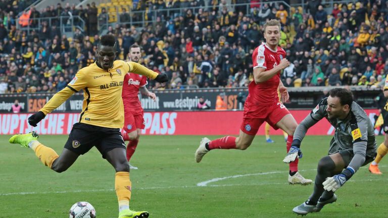 Der 22-Jährige Senegalese kam im Januar 2018 vom FC Zürich und hat sich schnell in die Herzen der Dynamo-Fans gespielt.