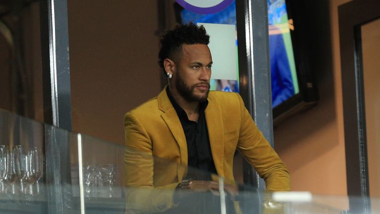 Neymar sorgt erneut für Schlagzeilen. 