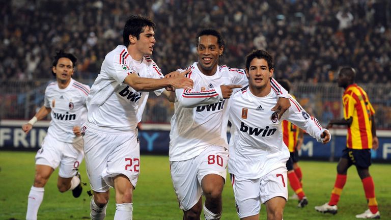 Drei Supertalente in einem Bild: Beim AC Mailand spielten Kaka, Ronaldinho und Alexandre Pato gemeinsam in der Offensive. Die drei Brasilianer sind bis auf Pato nicht mehr aktiv. 