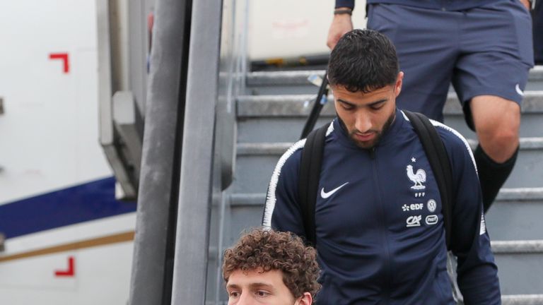 Die Trikotnummern von Lucas Hernandez (l.) und Benjamin Pavard beim FC Bayern stehen fest.