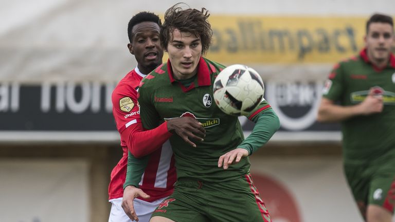 SC FREIBURG: 21,1 Millionen Euro / Caglar Söyüncü (wechselte 2018/19 für 21,1 Millionen Euro zu Leicester City)