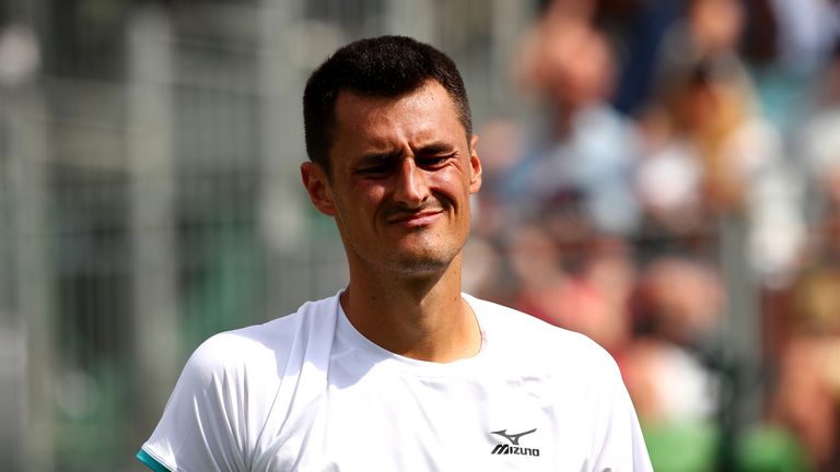 Wegen Lustlos-Auftritt: Australier Tomic in Wimbledon bestraft.