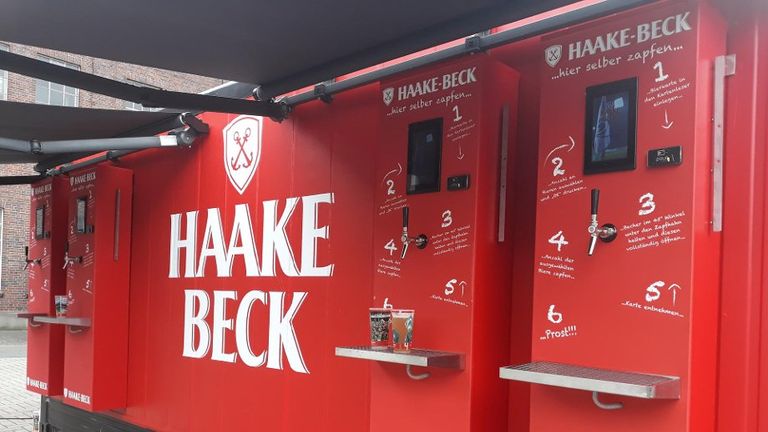 Werder Bremen bietet gegen Fortuna Düsseldorf eine mobile Zapfanlage an. (Quelle: Claudia Hauschild/Anheuser-Busch InBev)