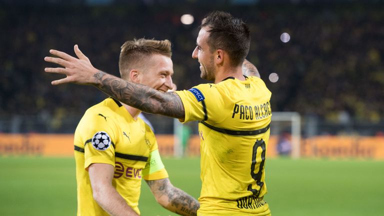 Sky zeigt in der Gruppenphase beide Spiele von Borussia Dortmund gegen den FC Barcelona live und exklusiv.