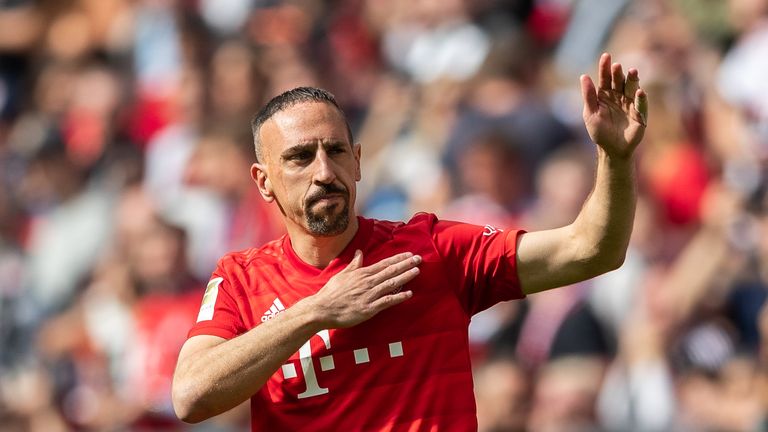 Franck Ribery zieht es nach seinen 12 Jahren beim FC Bayern München in die italienische Serie A. Bei Sky erklärt er, warum.