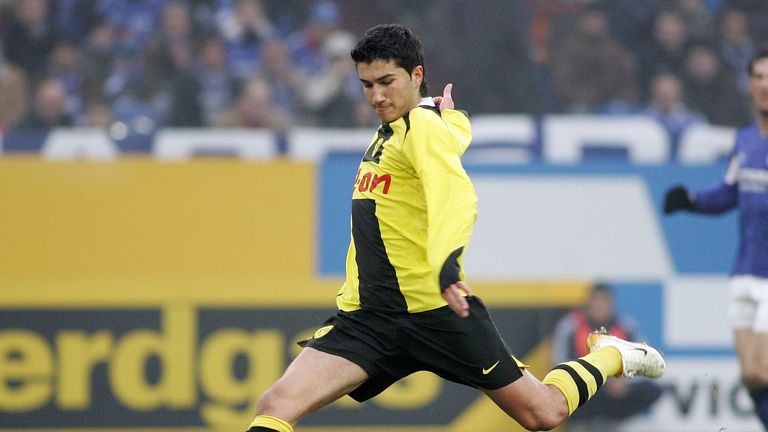 Borussia Dortmund: Nuri Sahin 
16 Jahre, 11 Monate, 1 Tag