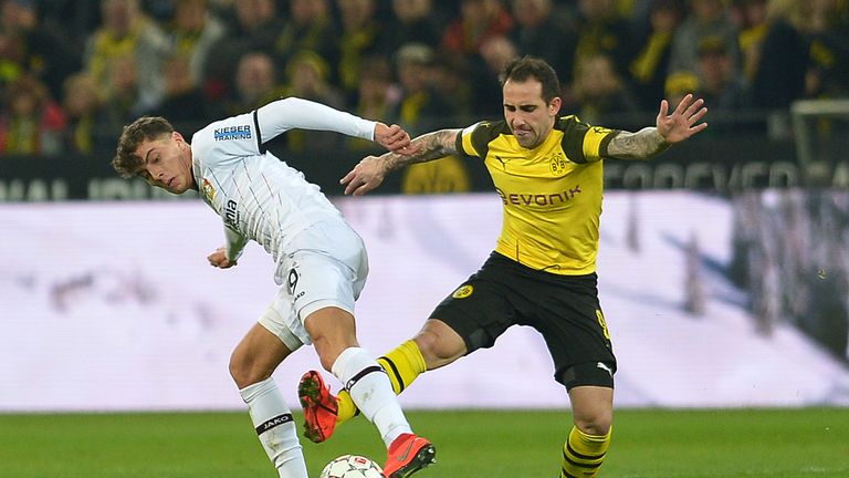 Kai Havertz (l.) und Paco Alcacer werden im Duell zwischen Leverkusen und Dortmund aufeinander treffen.