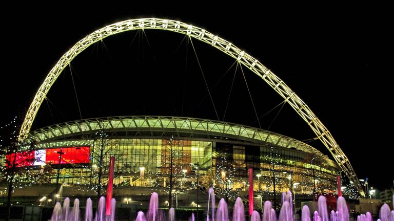 2023 ist das berühmte Wembley-Stadion der Champions League-Finalspielort. 90.000 Fußballfans passen in das Nationalstadion der englischen Nationalmannschaft. Nach dem Camp Nou (Barcelona) ist es das zweitgrößte Fußballstadion Europas.