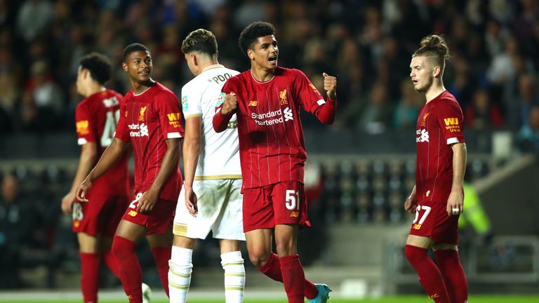 Liverpool setzt sich trotz zahlreicher Reservisten durch.