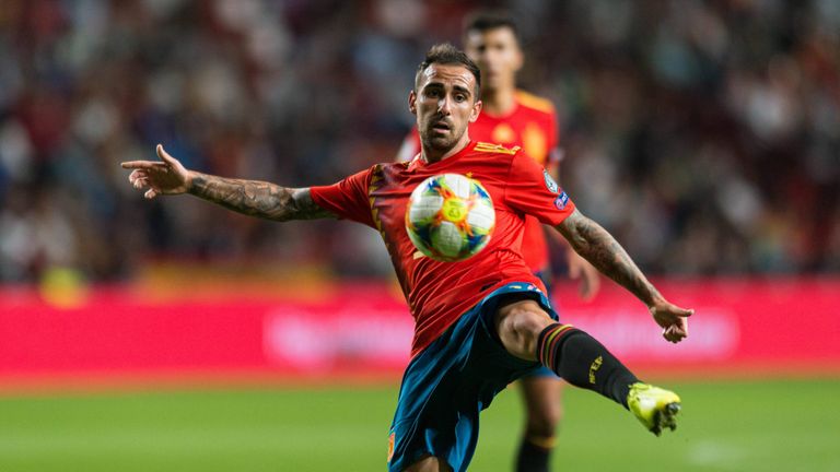 Zwei Tore in drei Minuten: Dortmunds Paco Alcacer macht den Deckel drauf bei Spaniens Sieg. 