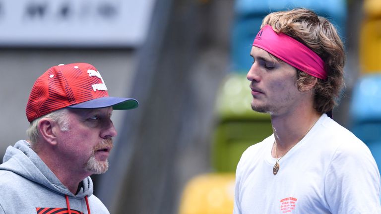 Nach dem frühen US-Open-Aus von Alexander Zverev (r.), ging Boris Becker (l.) mit der deutschen Tennis-Hoffnung hart ins Gericht.
