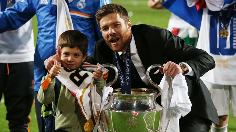Xabi Alonso - FC Liverpool (2004/05), Real Madrid (2013/14)