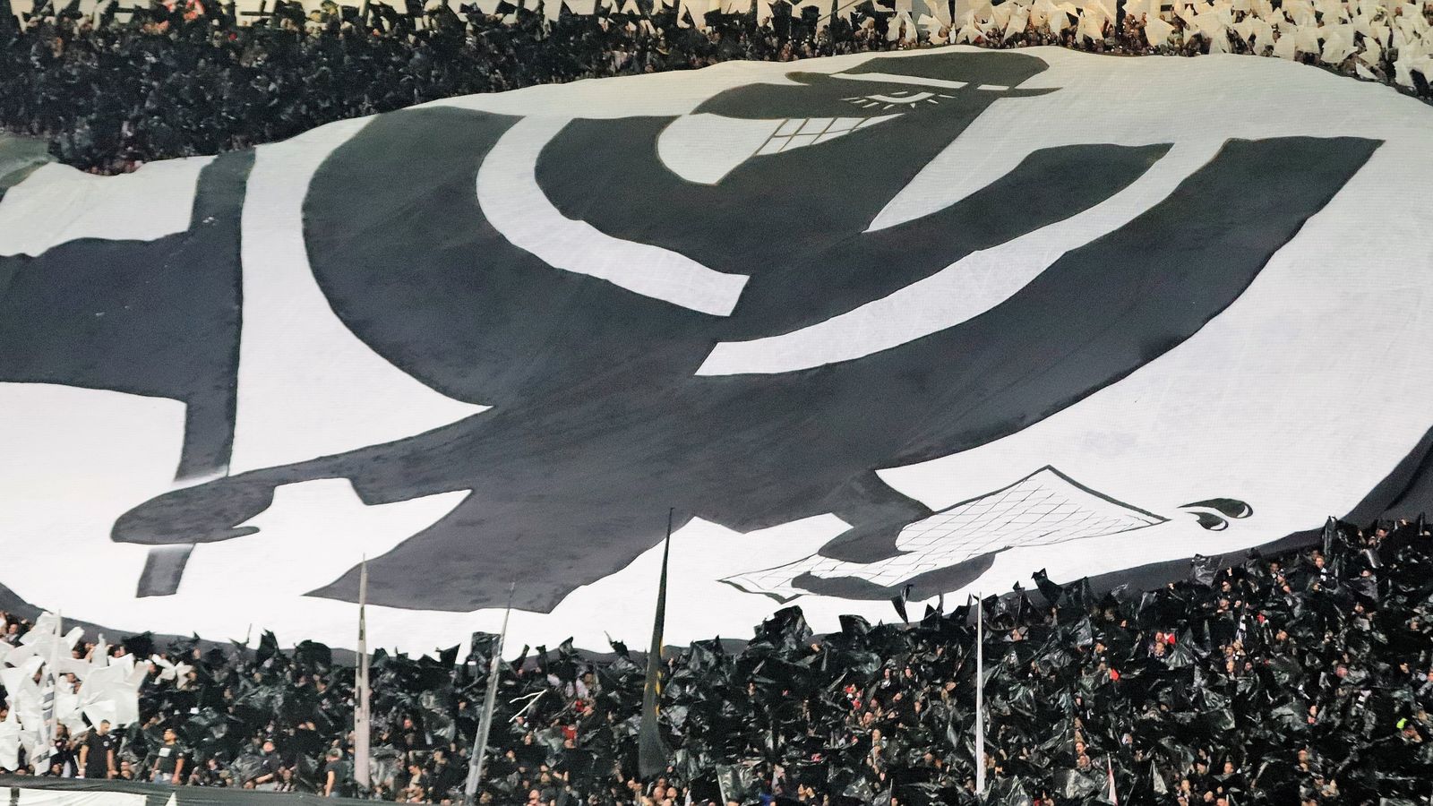 Eintracht Frankfurt Nachste Imposante Choreo Der Sge Fans Fussball News Sky Sport