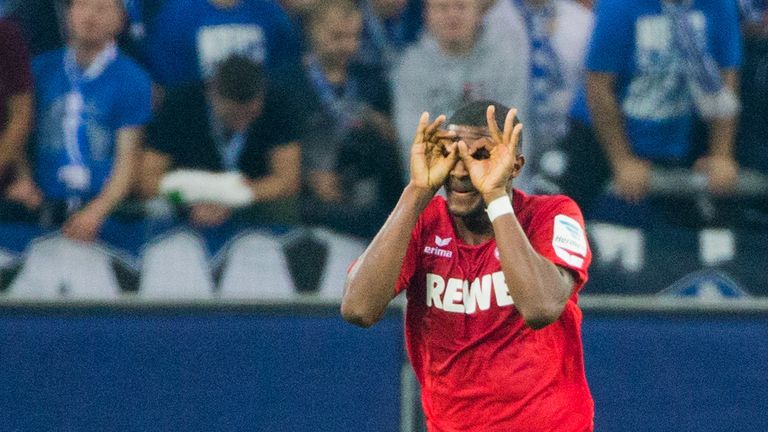 Anthony Modeste feiert seinen Treffer zum 2:1 beim Kölner 3:1-Sieg auf Schalke im September 2016.