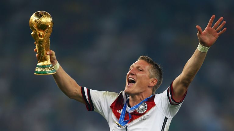 2014 krönt sich Bastian Schweinsteiger mit dem DFB-Team zum Weltmeister.