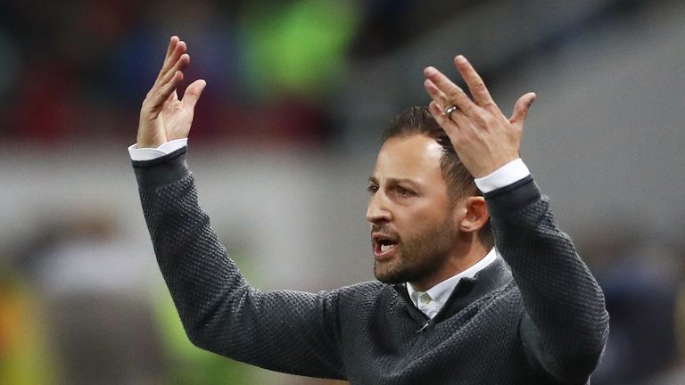 Domenico Tedesco feiert mit Spartak Moskau seinen ersten Sieg - und das ausgerechnet gegen seinen Ex-Spieler Benedikt Höwedes.